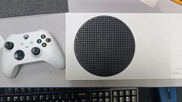 Б/в Ігрова приставка Microsoft xbox series s 512gb 01-200846042