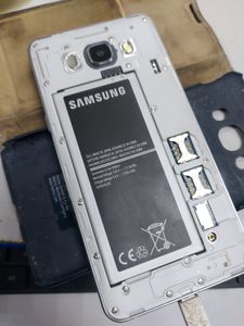 Б/в Мобільний телефон Samsung galaxy j5 2016 sm-j510fn 2/16gb 01-200881834