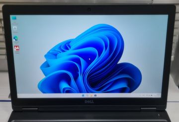 Б/в Ноутбук Dell 16/core i5 6300u ddr3/8gb ddr3/hdd *відсутній/ssd 256 gb/*інтегрована 01-200882180