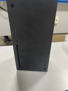 Б/в Ігрова приставка Microsoft xbox series x 1tb 01-200792121
