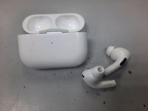 Б/у Наушники Apple airpods pro 2nd generation with magsafe charging case usb-c 01-200896059