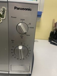 Б/у Микроволновая печь Panasonic nn-e22jmmepg 01-200900901