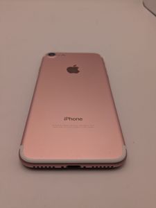 Б/в Мобільний телефон Apple iphone 7 32gb 01-200901740