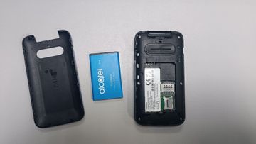 Б/в Мобільний телефон Alcatel 3025 01-200904888