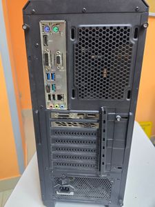 Б/в Системний блок Пк amd athlon x4 880k/ram 16 gb/hdd відсутній/ssd 120 gb/nvidia gtx 1050 ti (geforce) 4gb gddr5 128bit 01-200908104