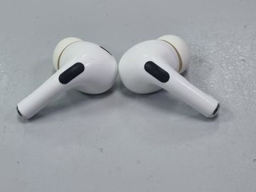 Б/в Навушники Apple airpods pro 2nd generation magsafe 01-200909409