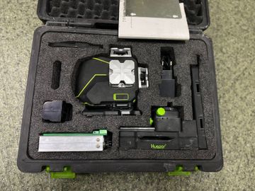 Б/в Лазерний нівелір Huepar s04cg 01-200916507