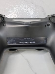 Б/у Геймпад Sony dualshock 4 v2 01-200916555