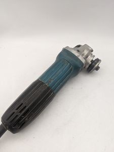 Б/у Угловая шлифмашина Makita ga5030 01-200892025