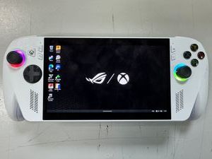 Б/в Ігрова приставка Asus rog xbox ally 512 gb 01-200922273