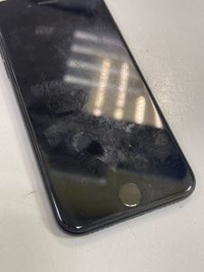 Б/в Мобільний телефон Apple iphone se 2020 256gb 01-200924160