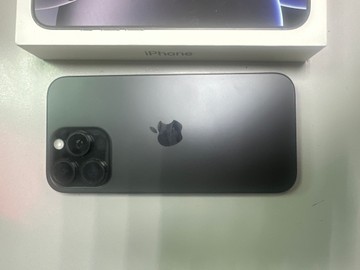 Б/в Мобільний телефон Apple iphone 16 pro max 512gb 01-200924663