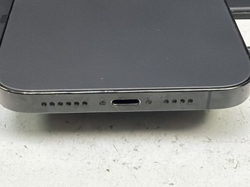 Б/у Мобільний телефон Apple iphone 14 pro max 256gb 01-200936170