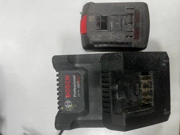 Б/в Перфоратор акумуляторний Bosch gbh 180 li 1акб 18v +зп 01-200939231