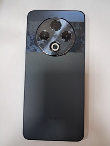 Б/у Мобільний телефон Tecno spark 30 kl6 8/128gb 01-200906652