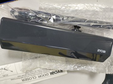 Б/в Доводчик дверний Ryobi d-2055v 01-200946740