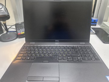 Б/в Ноутбук Dell 15/core i7 9850h ddr4/16gb ddr4/hdd *відсутній/ssd 512 gb/*інтегрована 01-200950509