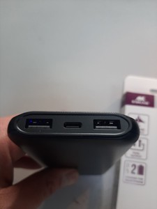 Б/в Повербанк Rivacase va2031 10000mah 01-200949989