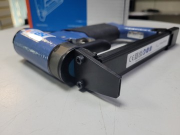 Б/у Скобопістолет пневматичний Bea 380/14-450a 01-200954975