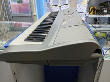 Б/в Синтезатор Yamaha psr-r300 01-200972199