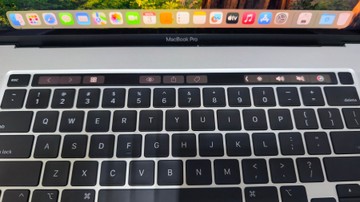 Б/в Ноутбук Apple macbook pro 16" 2019 a2141 core i7 2,6ghz/ram16gb/ssd512gb/amd radeon pro 5300m 4gb 01-201007624