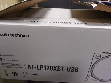 Б/в Програвач вінілових платівок Audio-Technica at-lp120xbt-usb 01-201011878