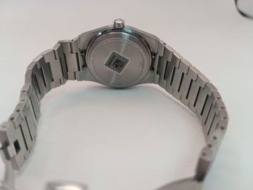 Б/в Годинник Tissot t137.210.11.081.00 01-201022744