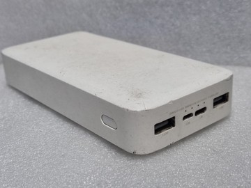 Б/у Портативное зарядное устройство Xiaomi 20000mah 01-201028432