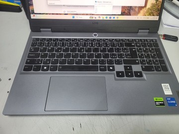 Б/в Ноутбук Lenovo 15/core i5-13450hx ddr5/16gb ddr5/ssd 1000 gb/geforce rtx4050 6gb 01-201030263