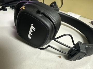 Б/в Навушники Marshall major iv 01-201042506