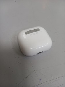 Б/в Навушники Apple airpods 4 01-201044247