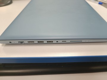 Б/в Ноутбук Lenovo 15/pentium 4415u ddr4/12gb ddr4/hdd *відсутній/ssd 500 gb/geforce 920mx 2gb 01-201072247