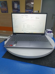 Lenovo 15/ryzen 5 7520u ddr5/16gb ddr5/hdd *відсутній/ssd 512 gb/*інтегрована