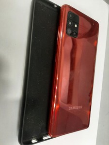 Б/в Мобільний телефон Samsung a515f galaxy a51 4/64gb 01-201113047