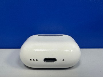 Б/в Навушники Apple airpods 4 with active noise cancellation 01-201123720