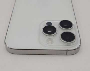 Б/в Мобільний телефон Apple iphone 16 pro max 256gb 01-201091581