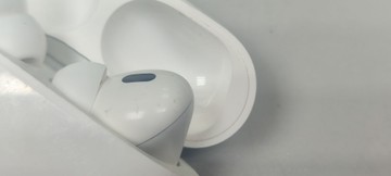 Б/у Навушники Apple airpods pro 2nd generation with magsafe charging case usb-c 01-201128945