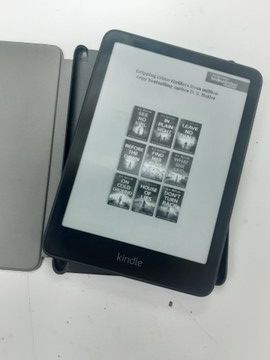 Б/в Електронна книга Amazon kindle paperwhite 12th gen. 2024 16gb 01-201140099