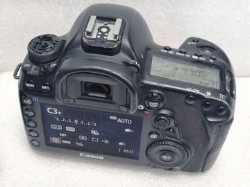 Б/в Фотоапарат Canon eos 5d mark iv body 01-201144830