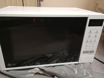 Б/в Мікрохвильова піч Lg ms2042dy 01-201146815