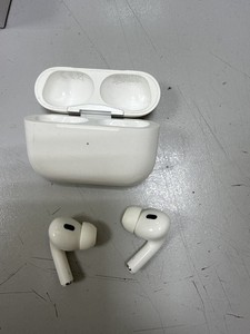 Б/в Навушники Apple airpods pro 2nd generation with magsafe charging case usb-c 01-201161833