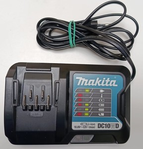 Б/в Шурупокрут Makita df333d 2акб 1,5а зп 01-201166623