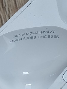 Б/в Навушники Apple airpods 4 01-201098108