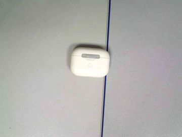 01-200621094: Apple airpods pro