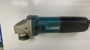 01-200637398: Makita 9558hn