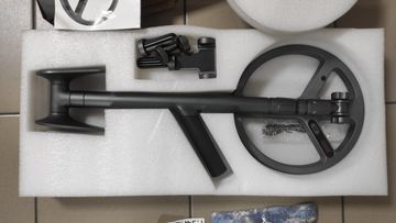 01-200741033: Metal Detector air