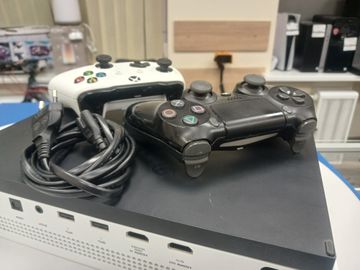 01-200608959: Microsoft xbox one s 1tb