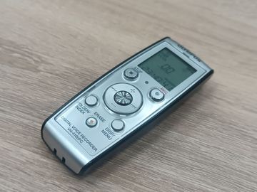 01-200777298: Olympus vn-4100pc