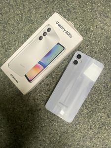 01-200801863: Samsung galaxy a05 4/128gb