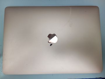 Б/в Ноутбук Apple a2337/m1 7-core gpu/ram8gb/ssd256gb/retina, truetone 01-200804315